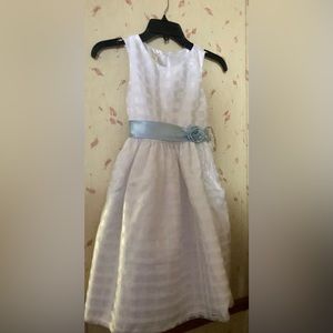 SALE 👗American Princess Dress Girls size 10 - White with blue ribbon. NWT